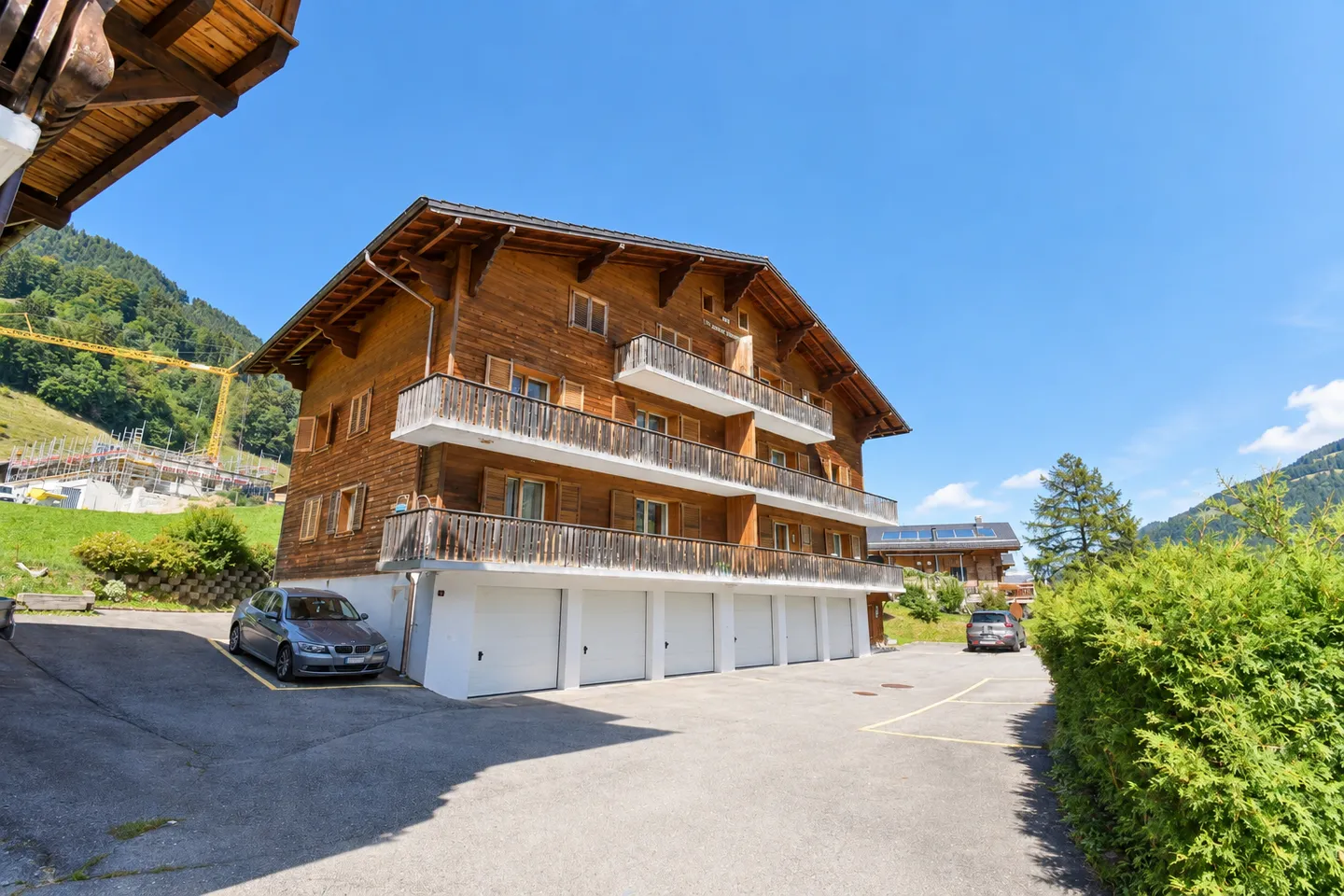 Charming 4.5 room apartment in a quiet area in Val-d'Illiez - Photo 12 of 13
