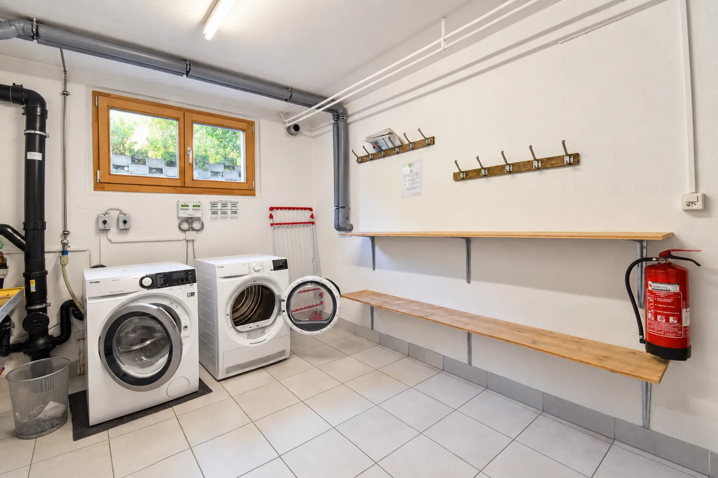 Charming 4.5 room apartment in a quiet area in Val-d'Illiez - Photo 11 of 13