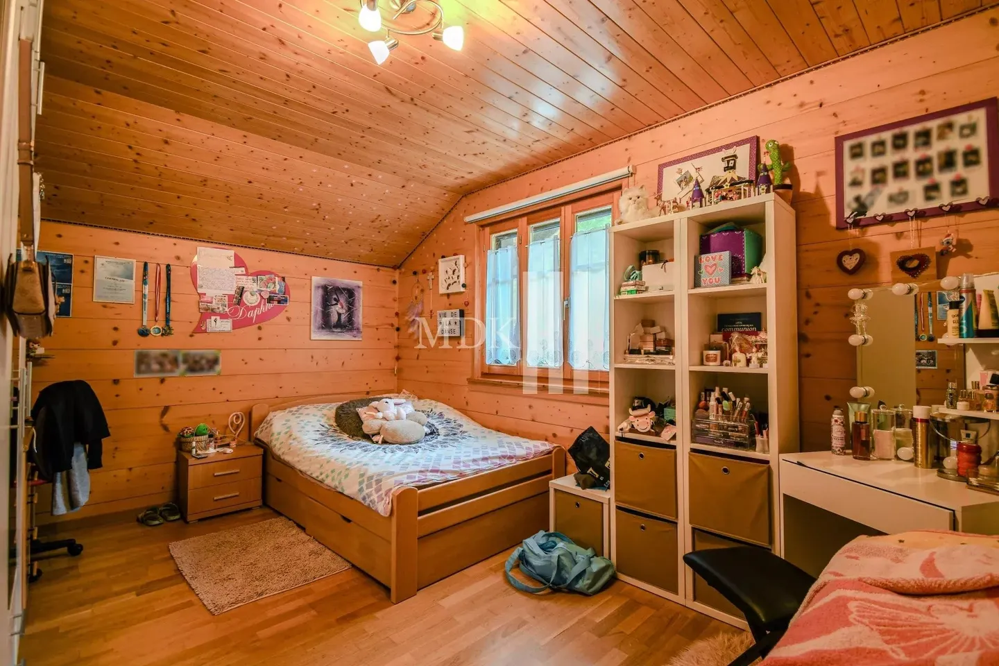 Authentic chalet with two apartments - Photo 6 of 13