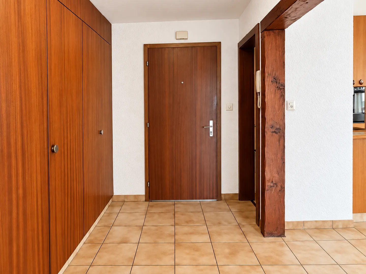 Zu vermieten in Massongex eine Wohnung mit 4,5 Zimmern - Foto 3 von 9