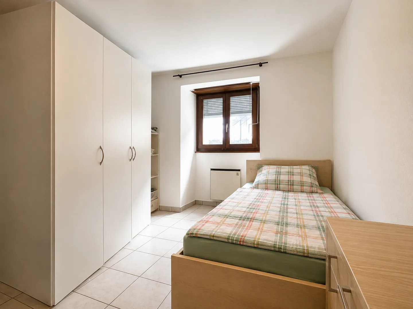 Ideal for investors: building with two apartments - Photo 10 of 13