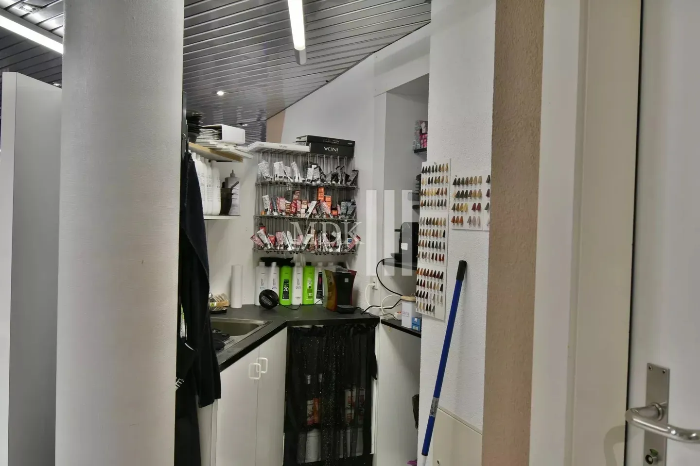 Espace Commercial Spacieux à Monthey - Photo 4 sur 7