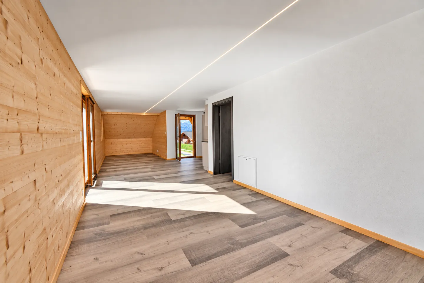 Appartement Duplex Moderne - Photo 3 sur 9