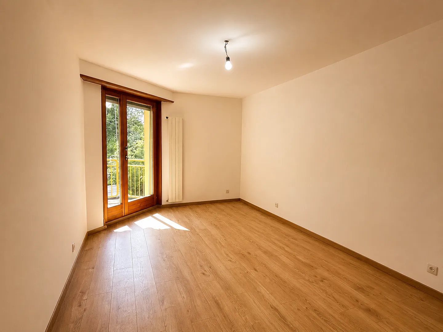Spacious 4.5-room apartment with a view of Lake Geneva - Photo 4 of 10