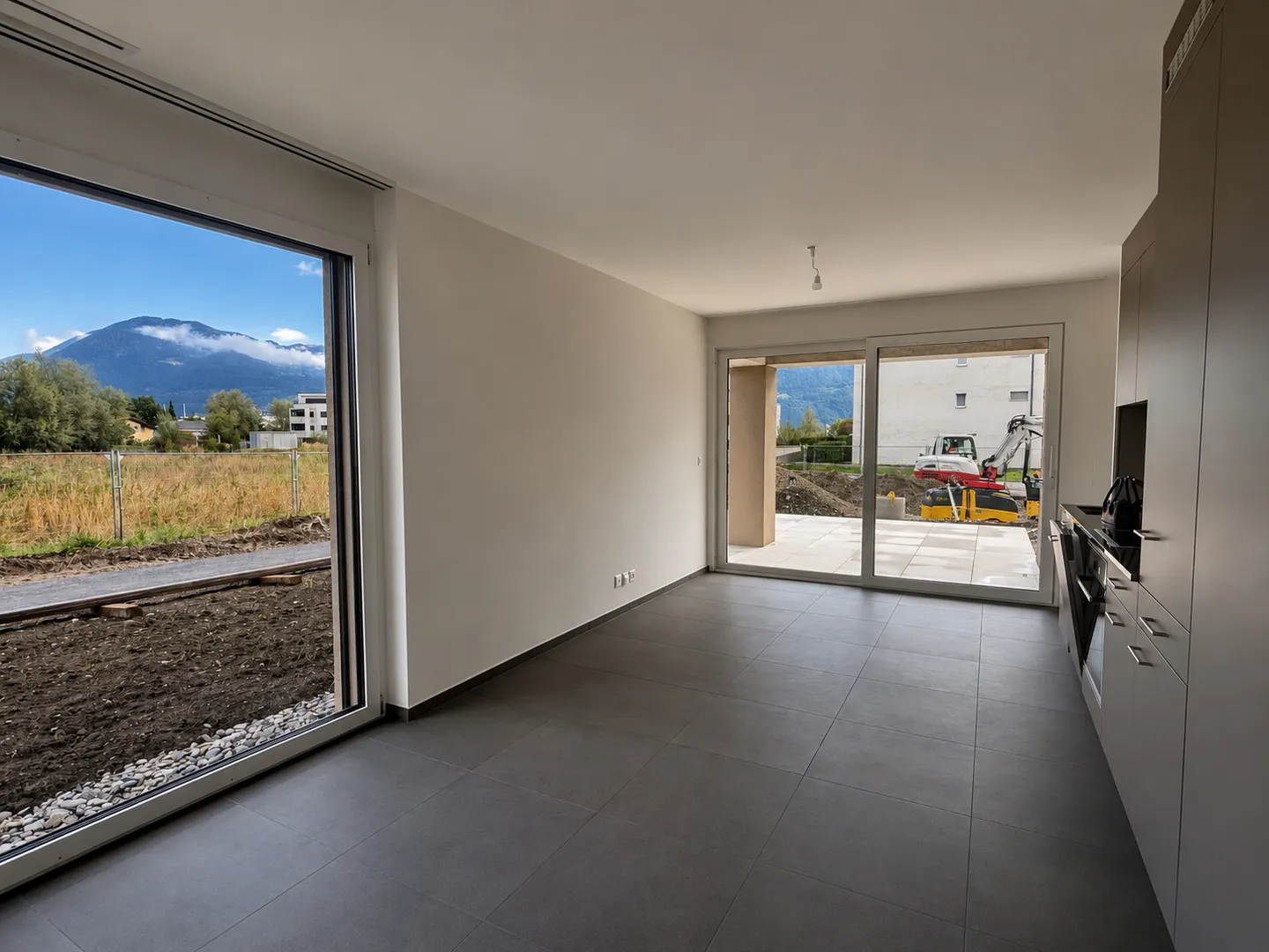 Appartement moderne avec terrasse - Photo 2 sur 9