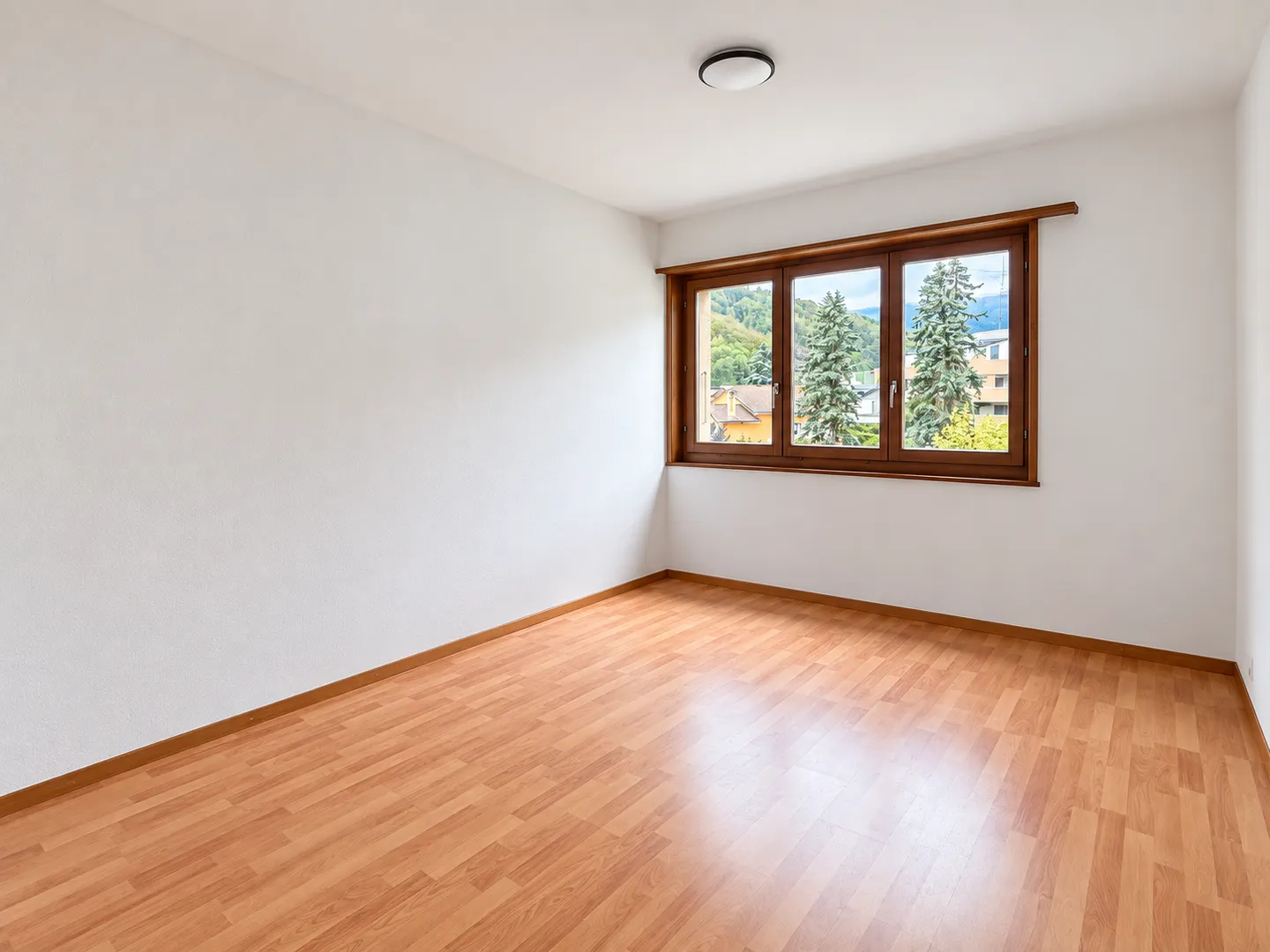 Zu vermieten in Massongex eine Wohnung mit 4,5 Zimmern - Foto 4 von 9
