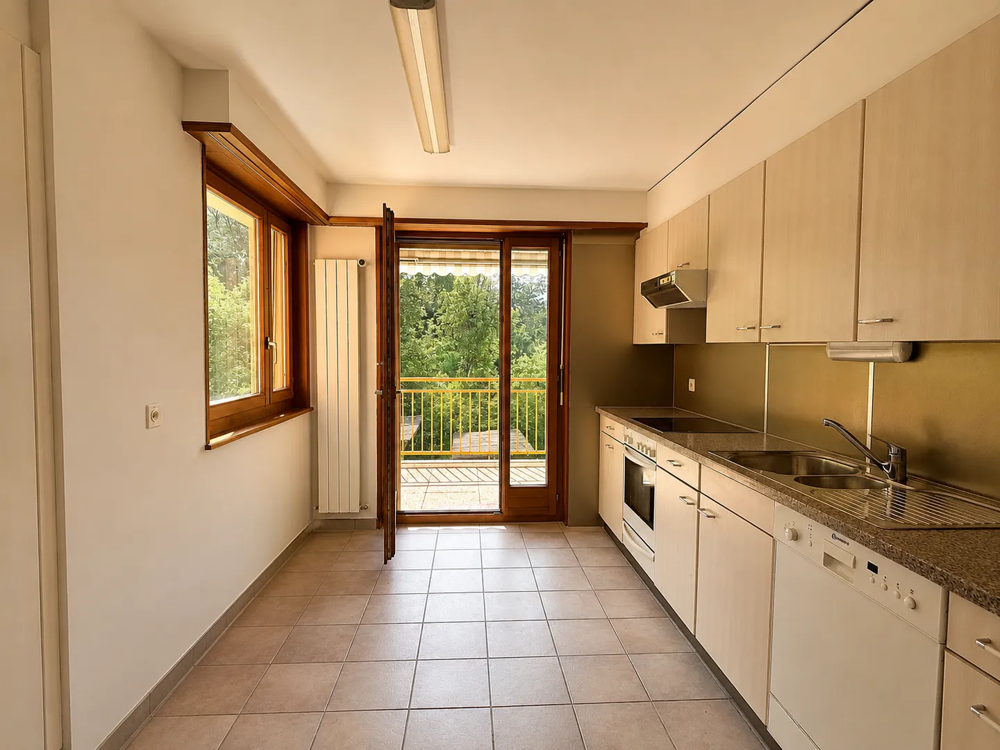 Spacious 4.5-room apartment with a view of Lake Geneva - Photo 6 of 10
