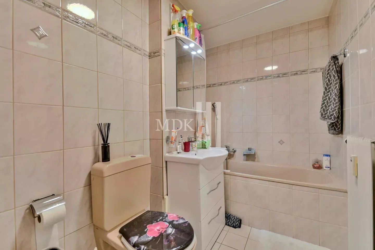Appartement Charmant avec Jardin - Photo 6 sur 12