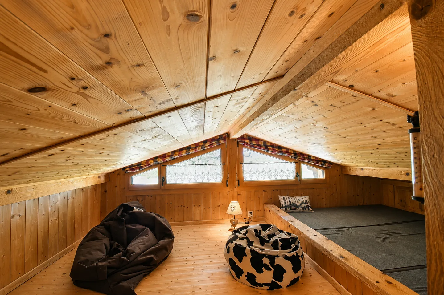 Charming chalet with beautiful garden in Morgins - Photo 8 of 13