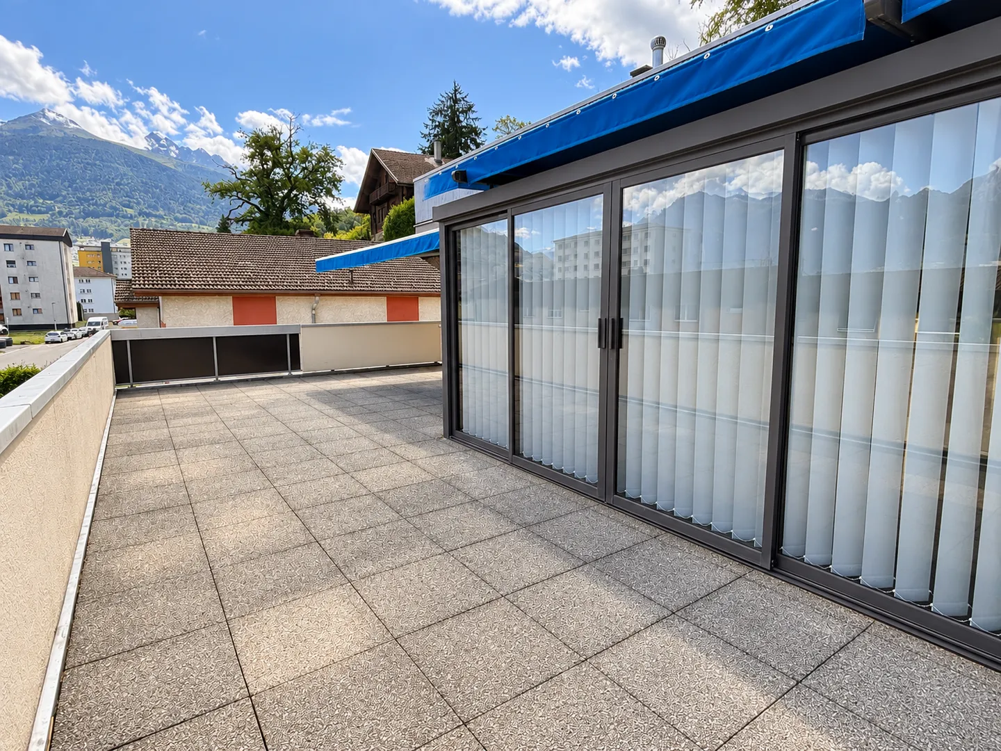 Schöne 3.5 Zimmer Wohnung zu vermieten in Monthey mit grosser Terrasse - Foto 9 von 10