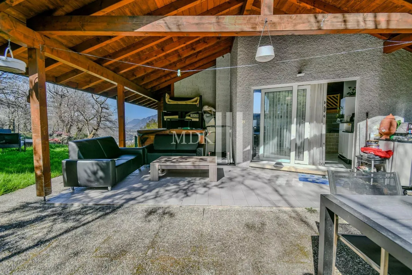 Bellissimo chalet in una zona tranquilla a Choëx - Foto 13 di 13