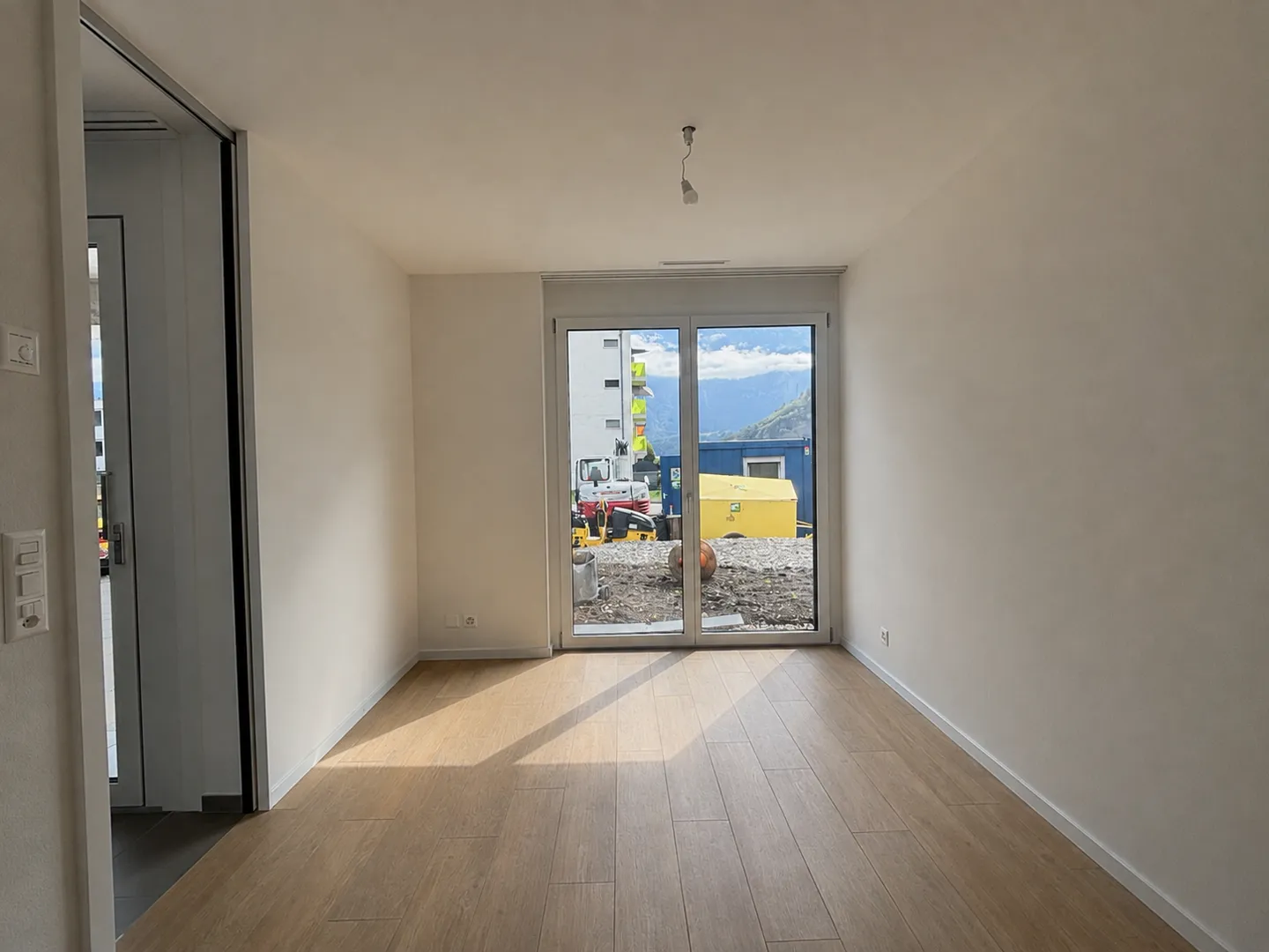 Appartement moderne avec terrasse - Photo 6 sur 9