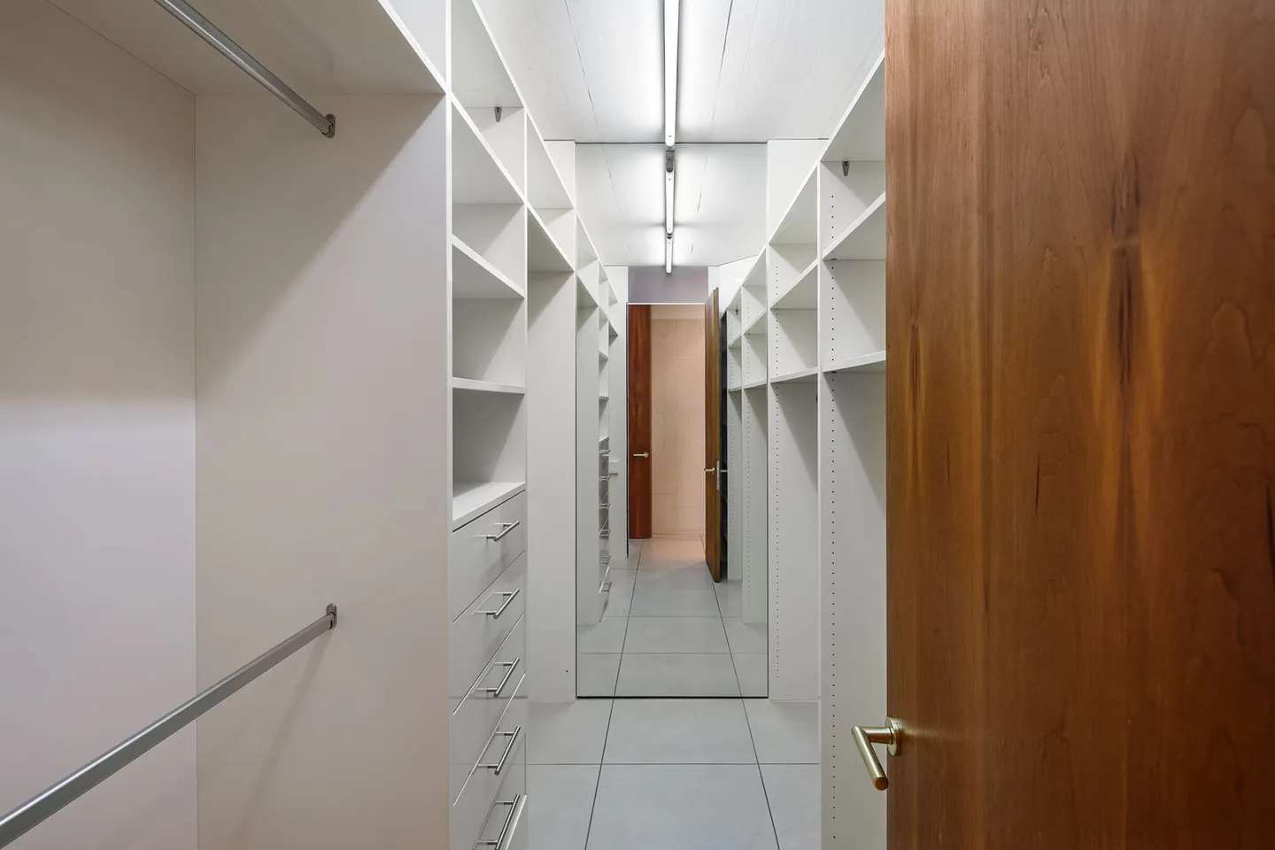 Moderne 6.5 Zimmer-Wohnung - Foto 6 von 13