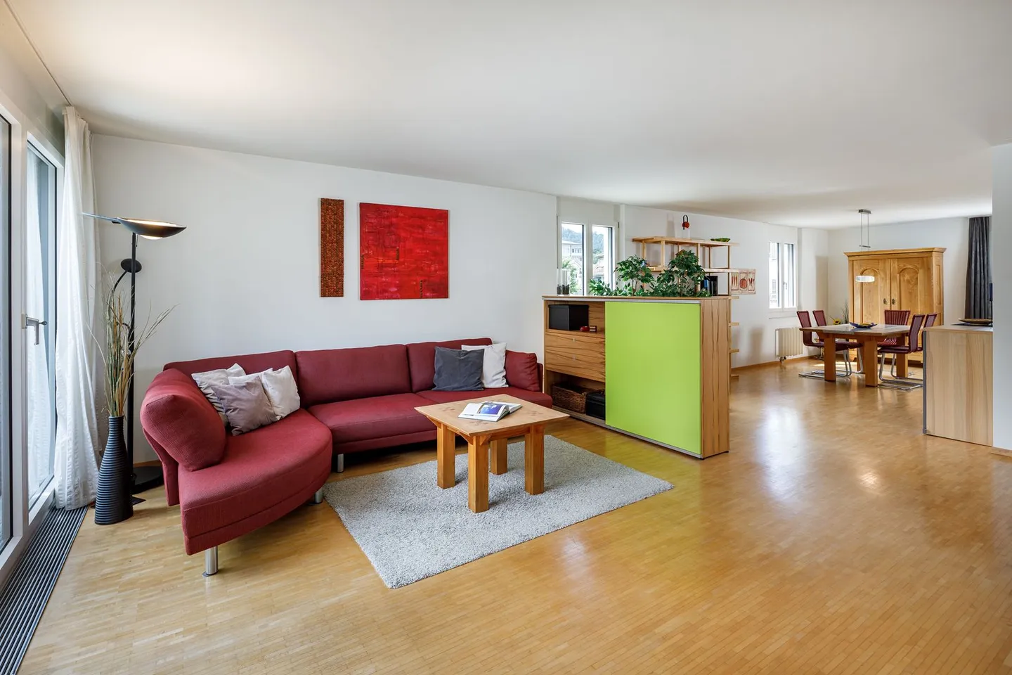 Appartement en duplex de 4,5 pièces - Photo 4 sur 12