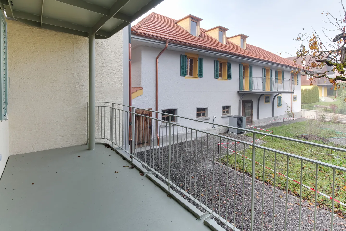 Charaktervolles Mehrfamilienhaus - Foto 6 von 13