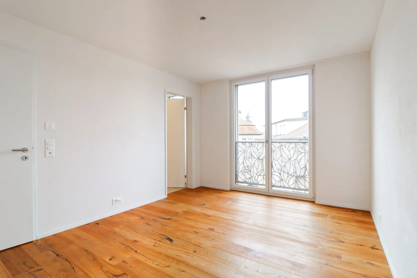 Modern Apartment in Central Location - Photo 6 of 12