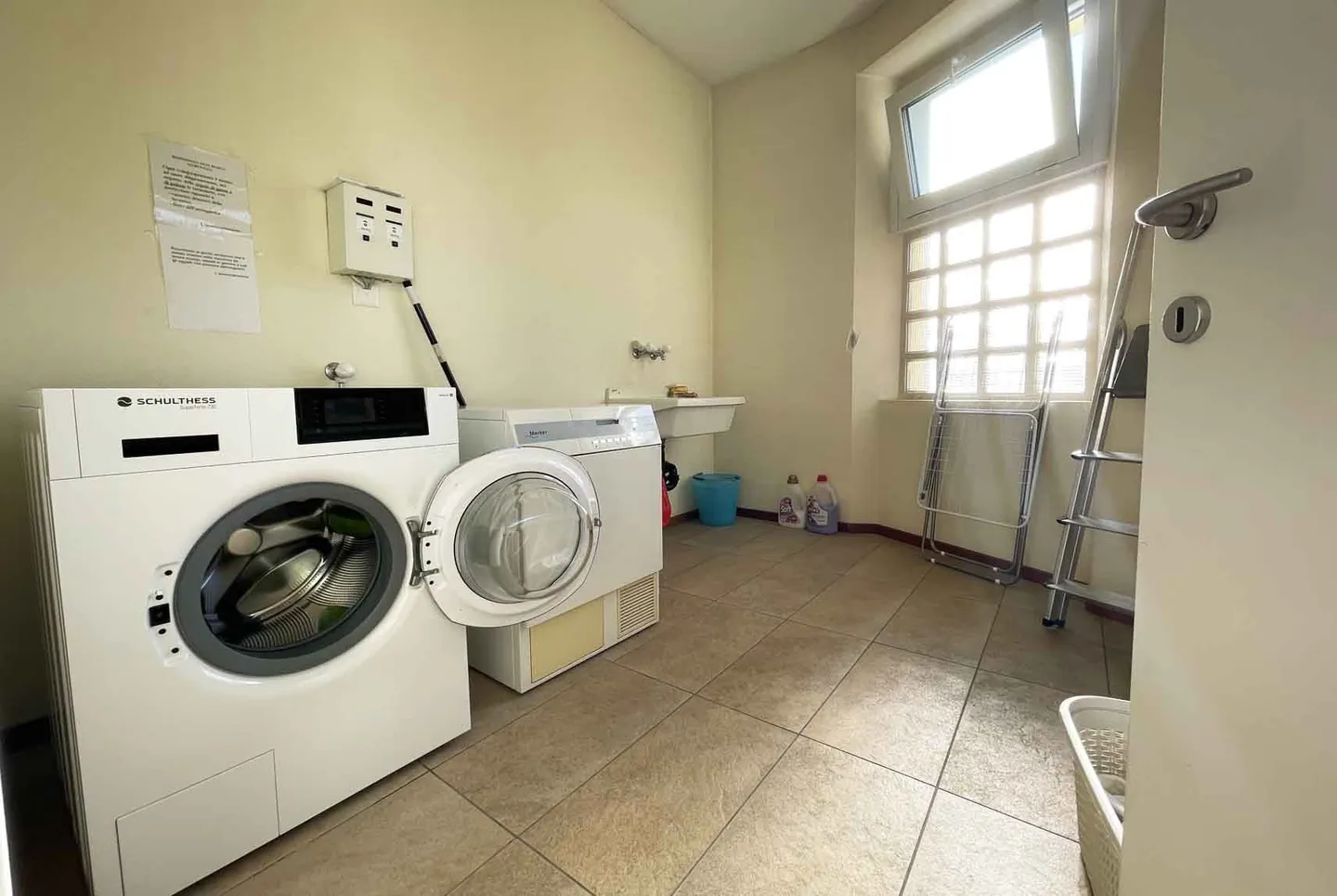 WONDERFUL 3.5 ROOMS IN A PRIVILEGED POSITION IN MAROGGIA - Photo 7 of 10