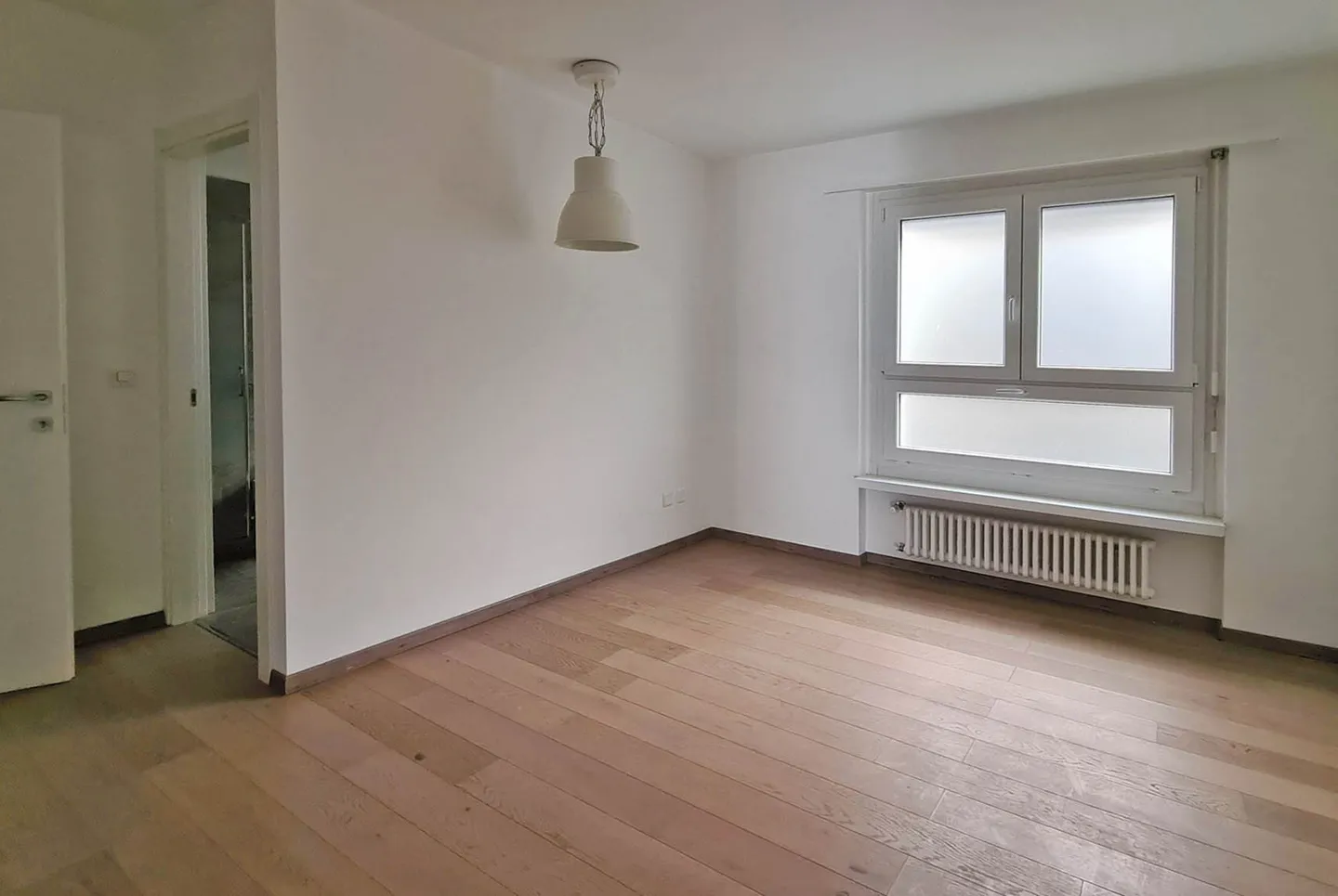 AMPIO 3.5 LOCALI CON VISTA LAGO UNICA A LUGANO CASTAGNOLA - Foto 6 di 9