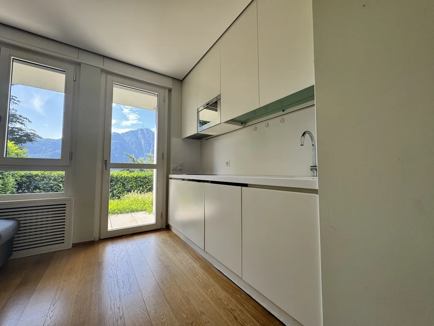 Appartamento Incantevole con Giardino - Foto 4 di 10