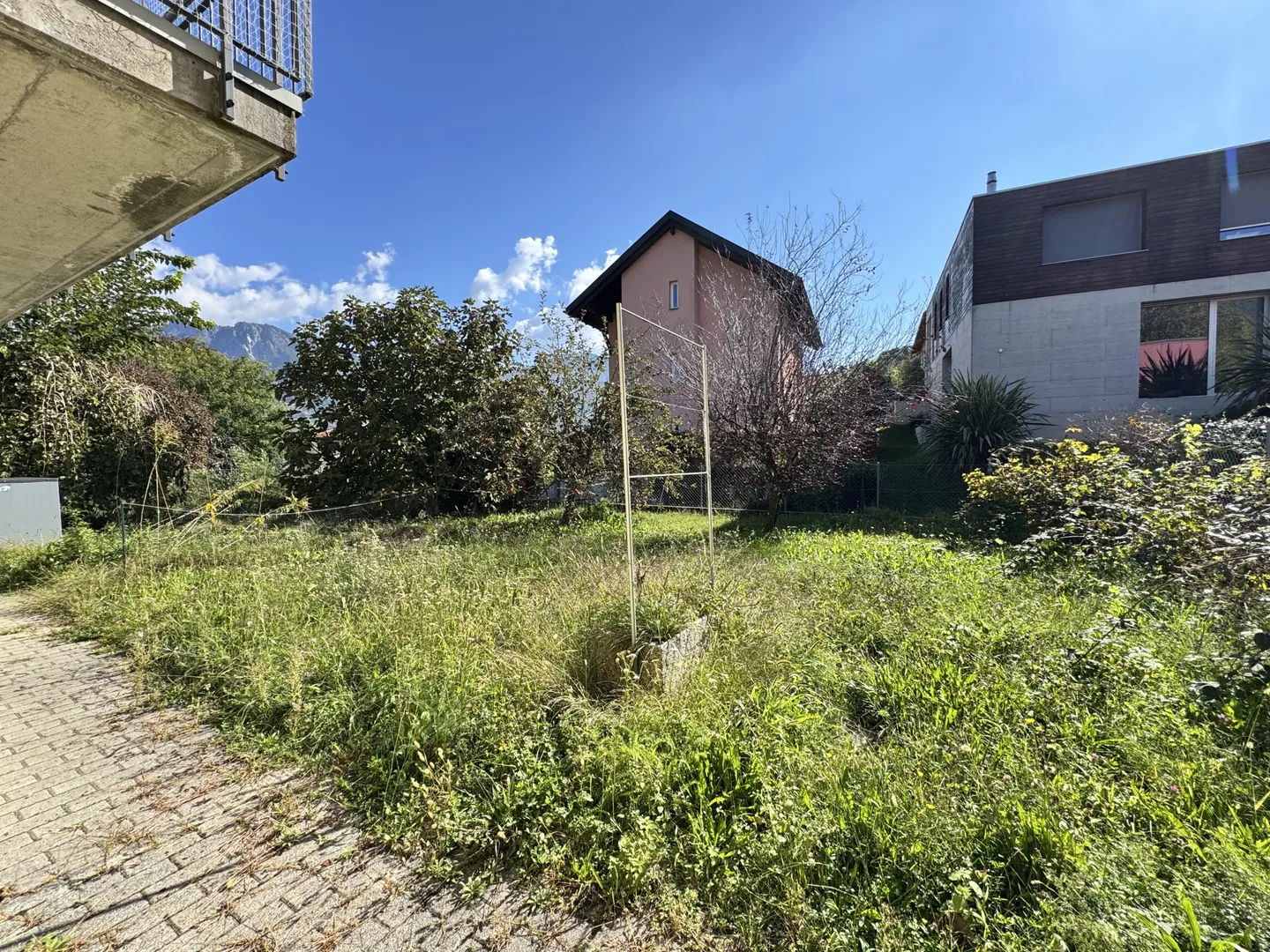 SPACIOUS 3.5 WITH PRIVATE GARDEN IN A TWO-FAMILY HOUSE IN LUGAGGIA - Photo 8 of 10