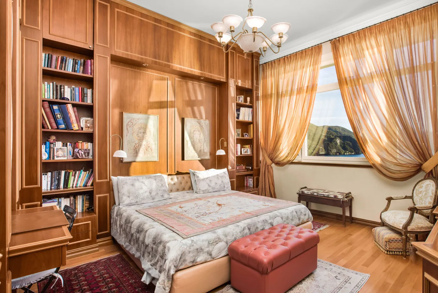 5.5 HOCHWERTIGE RÄUME MIT SEEBLICK UND GARTEN IN CASTAGNOLA - Foto 10 von 13