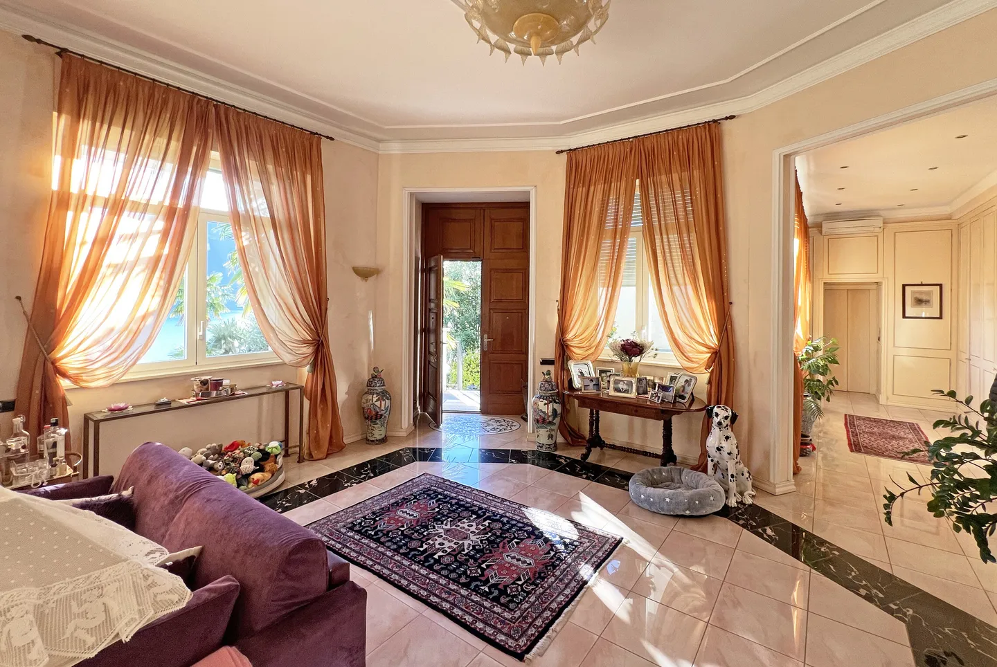 5.5 HOCHWERTIGE RÄUME MIT SEEBLICK UND GARTEN IN CASTAGNOLA - Foto 5 von 13