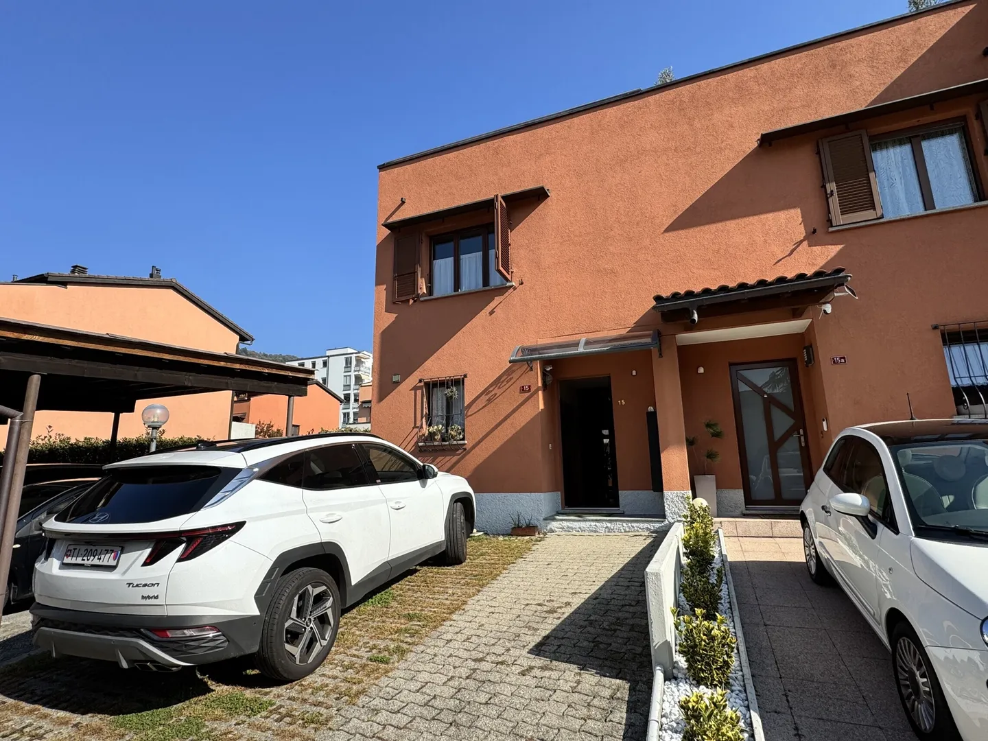 Charmante Maison Mitoyenne de 5,5 Pièces avec Jardin à Caslano - Photo 1 sur 9