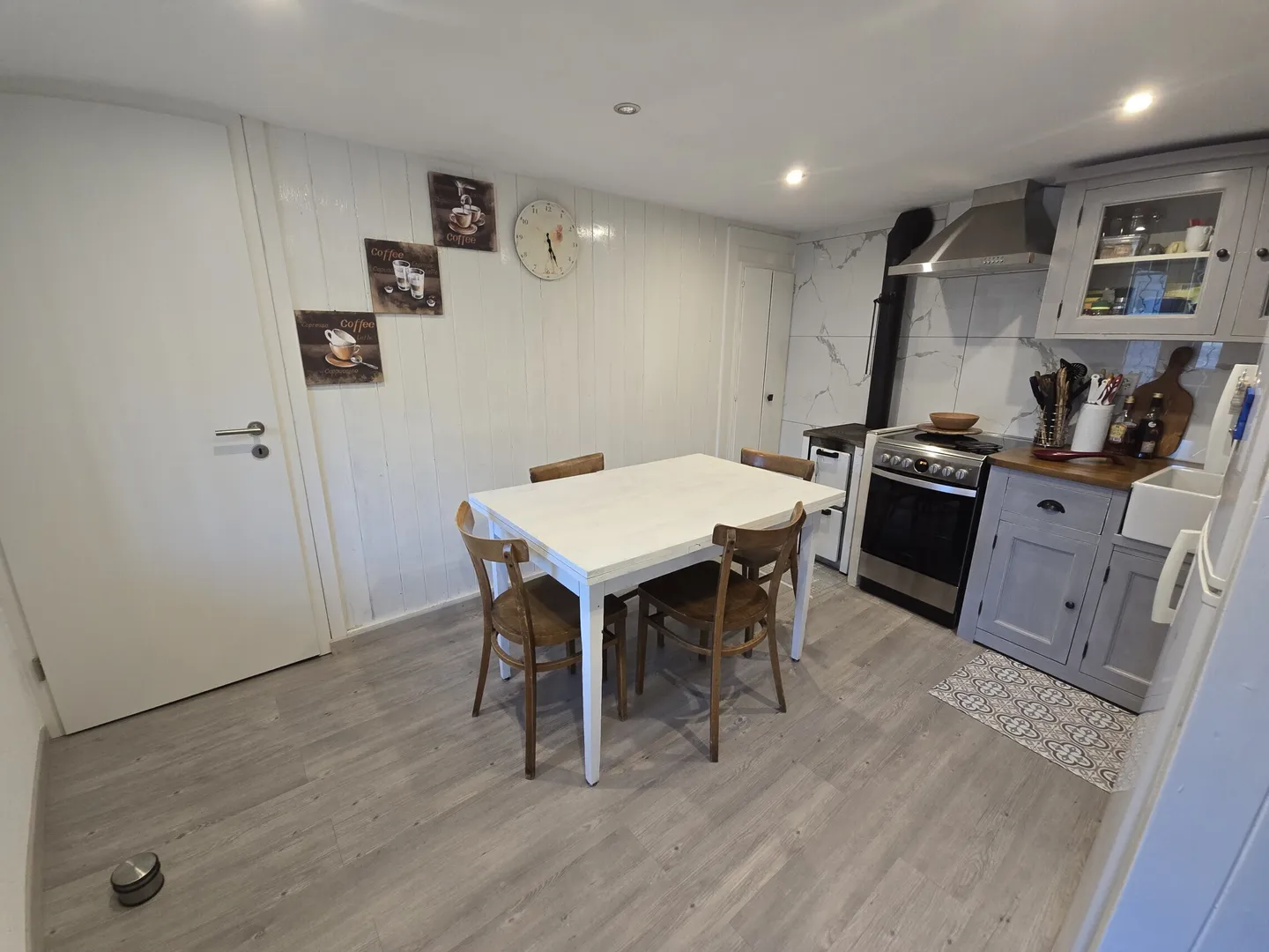 RENOVIERTES RUSTIKAL MIT 3,5 ZIMMERN IM BEZIRK LOCARNO - Foto 1 von 9