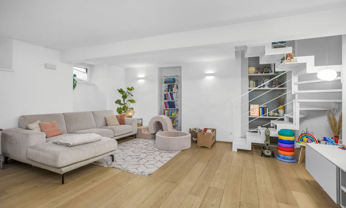 CASA DI NUCLEO RISTRUTTURATA 3.5 LOCALI A MONTAGNOLA - Foto 1 di 9