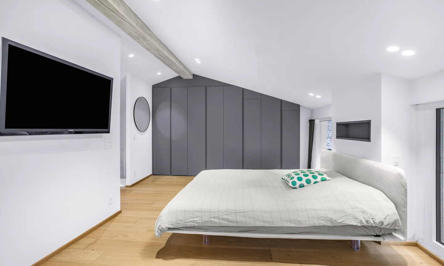 CASA DI NUCLEO RISTRUTTURATA 3.5 LOCALI A MONTAGNOLA - Foto 7 di 9