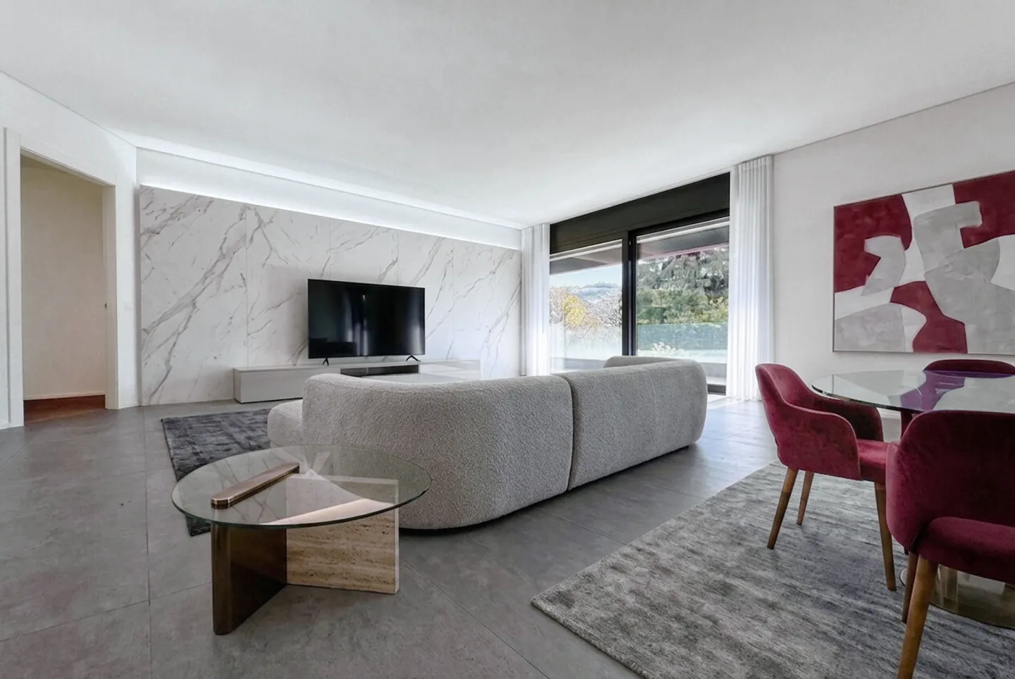 LOCATION AVEC OPTION D'ACHAT - SPACIEUX 4.5 PIÈCES AVEC 2 TERRASSES À VACALLO - Photo 1 sur 10