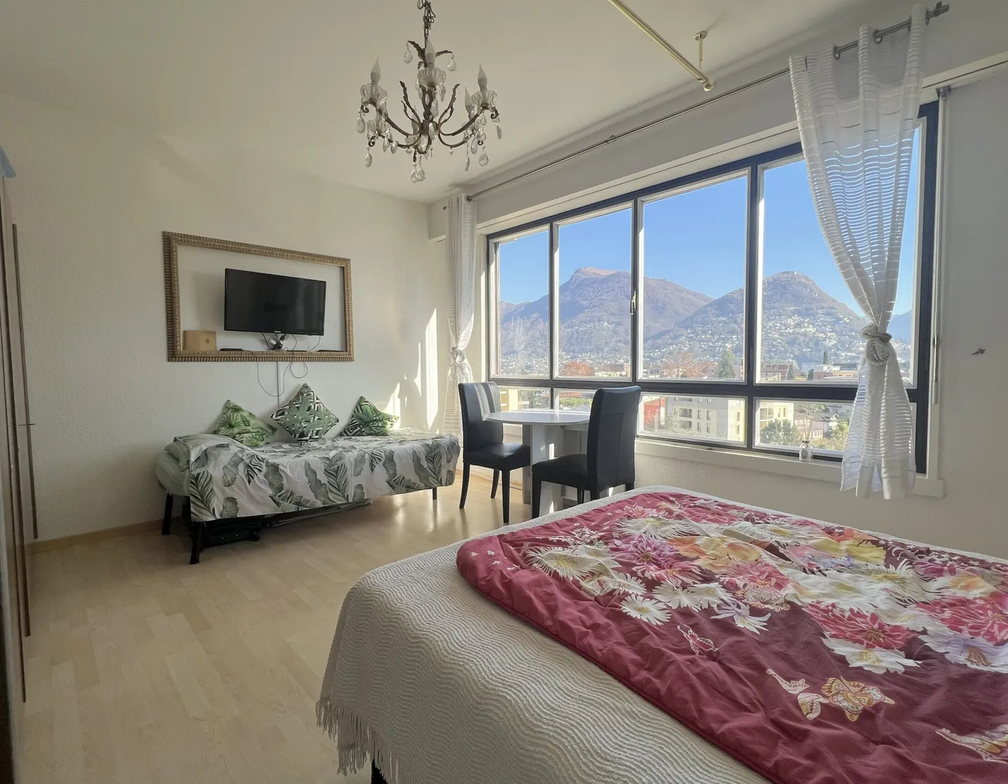 ELEGANT 1.5 ROOMS FOR RENT WITH OPEN VIEW IN LUGANO - Photo 2 of 6