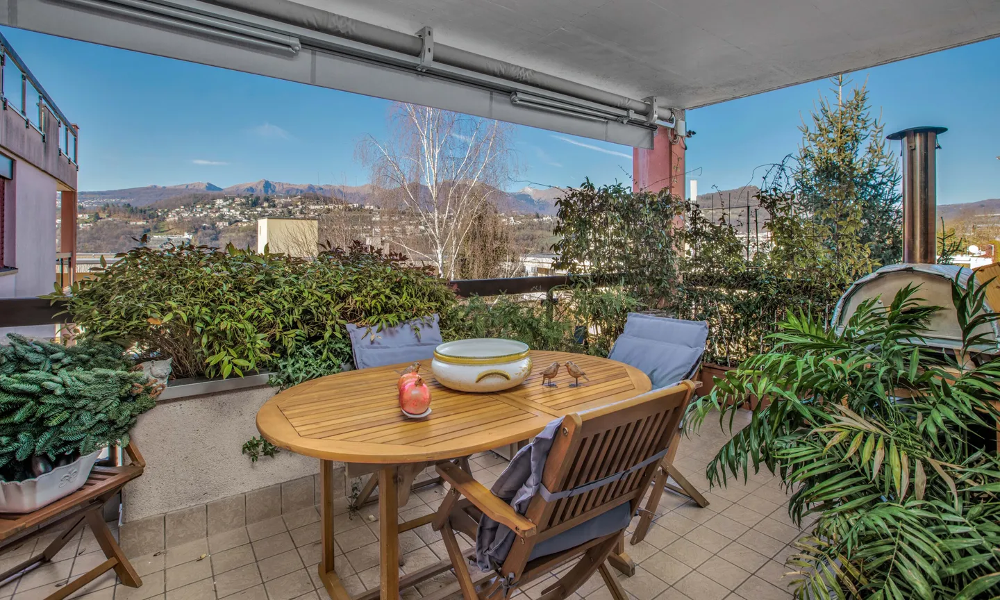 GRAZIOSO APPARTAMENTO AMMOBILIATO DI 2.5 LOCALI A PREGASSONA - Foto 4 di 9