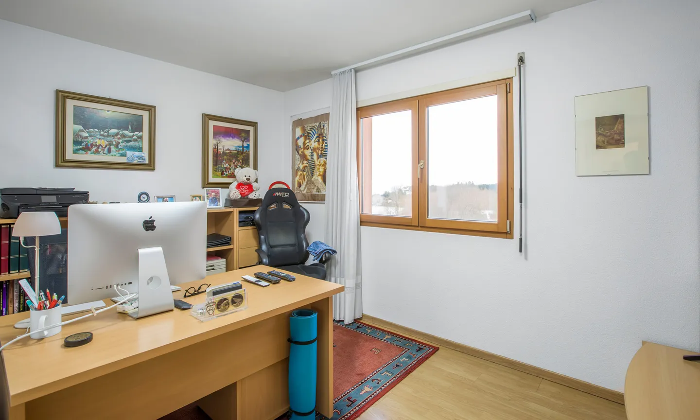 SPACIOUS DUPLEX 4.5 ROOMS WITH TERRACE IN CASTEL SAN PIETRO - Photo 6 of 9