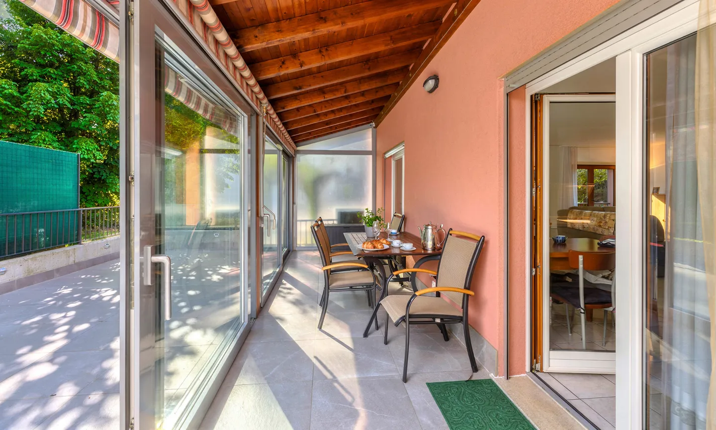 SPACIOUS DUPLEX 4.5 ROOMS WITH TERRACE IN CASTEL SAN PIETRO - Photo 4 of 9