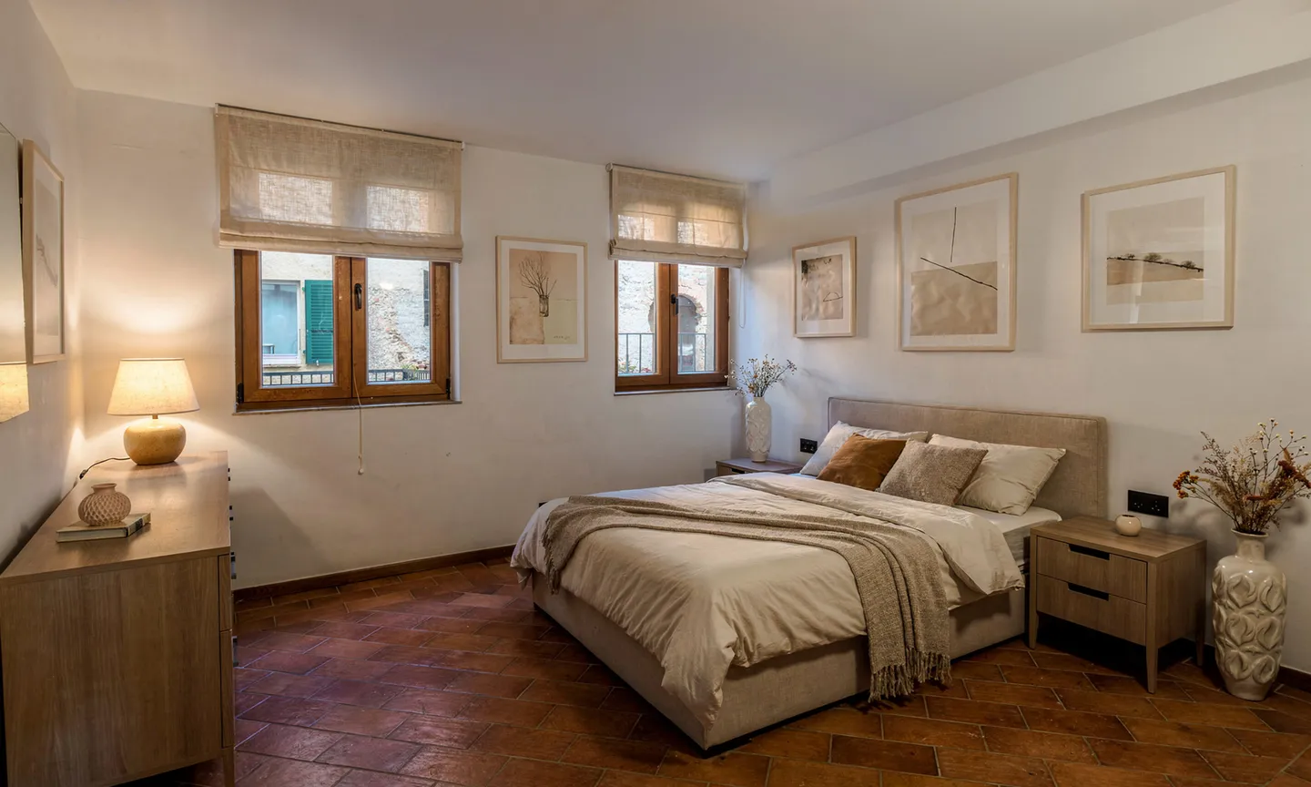 INCOME GENERATING HOUSE WITH 4 APARTMENTS IN BARBENGO - Photo 6 of 9