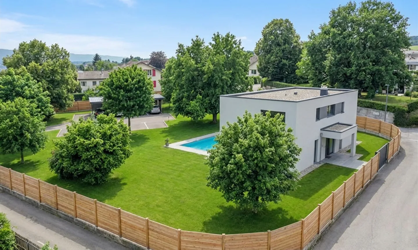 SUNNY LAND R2 OF 990 SQM FOR VILLAS IN PAZZALLO - Photo 4 of 6