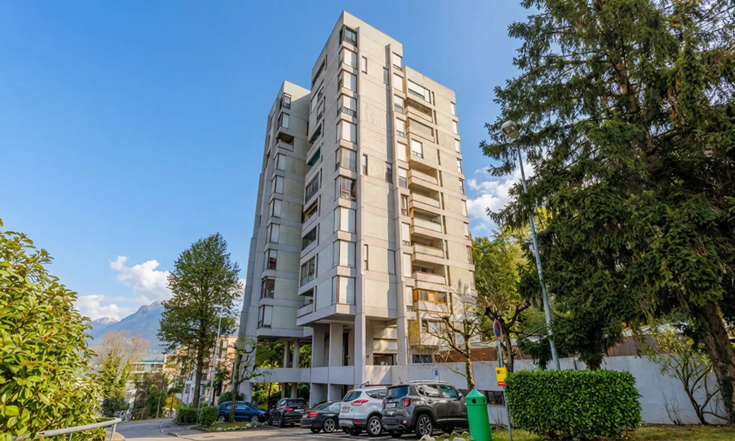 HELLER MÖBLIERTER 3.5-ZIMMER-APARTMENT IN PAZZALLO - Foto 9 von 10