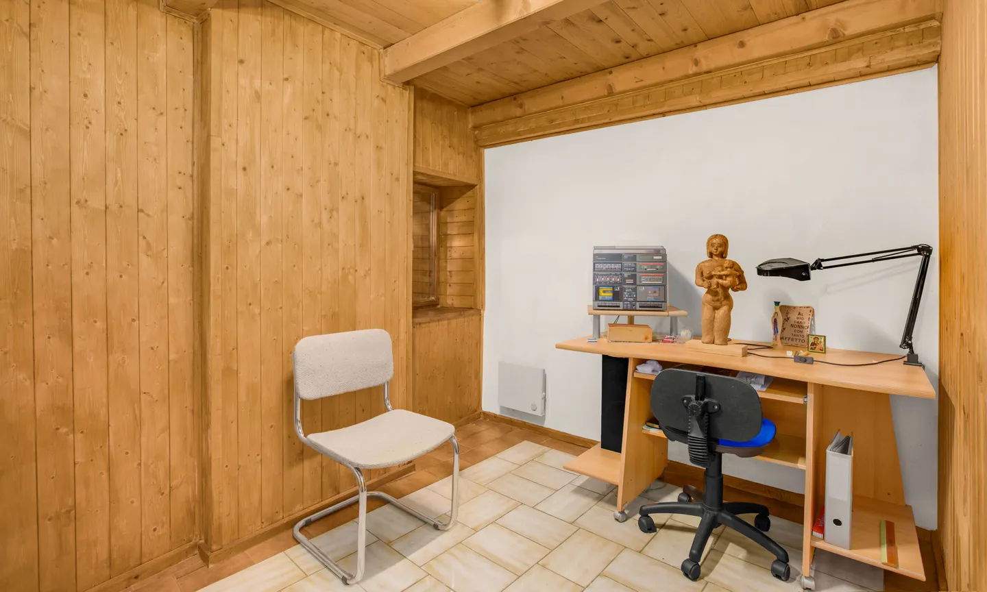 SPACIOUS RENOVATED RUSTIC WITH 10 ROOMS IN THE VAL DI BLENIO - Photo 9 of 13