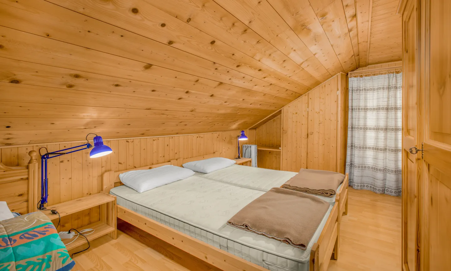 SPACIOUS RENOVATED RUSTIC WITH 10 ROOMS IN THE VAL DI BLENIO - Photo 13 of 13