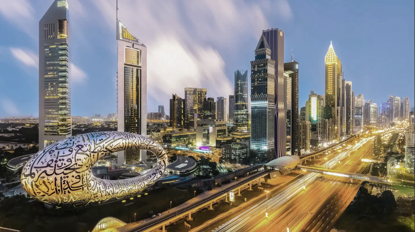 AHS TOWER - Luminous and New Luxury Offices in Dubai - Photo 10 of 13