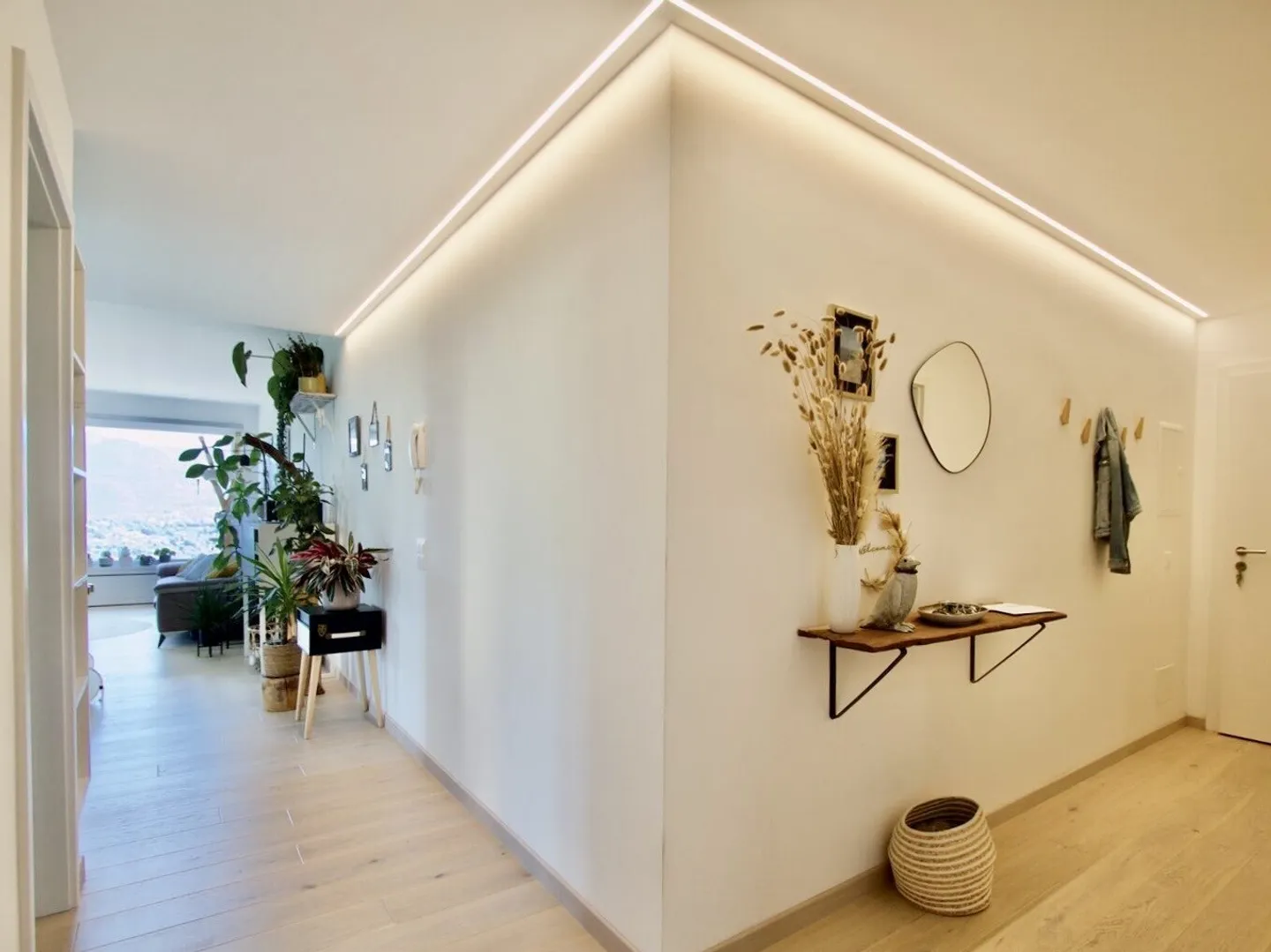 À LOUER 3.5 PIÈCES AVEC TERRASSE VUE SUR LE LAC À VERNATE - Photo 5 sur 9