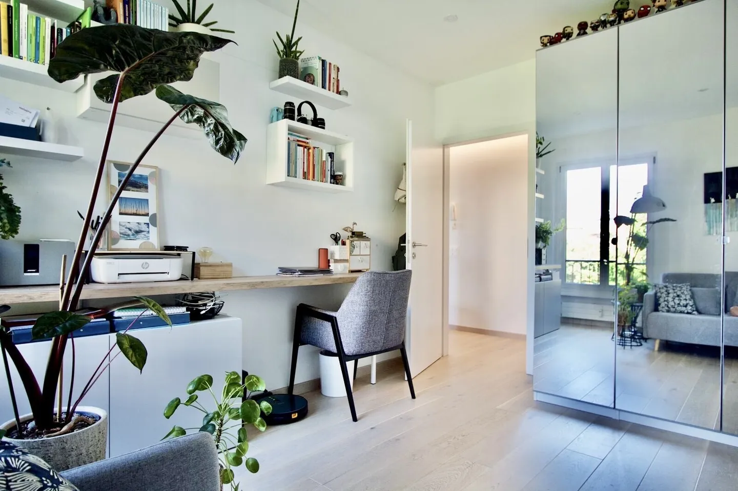 À LOUER 3.5 PIÈCES AVEC TERRASSE VUE SUR LE LAC À VERNATE - Photo 6 sur 9