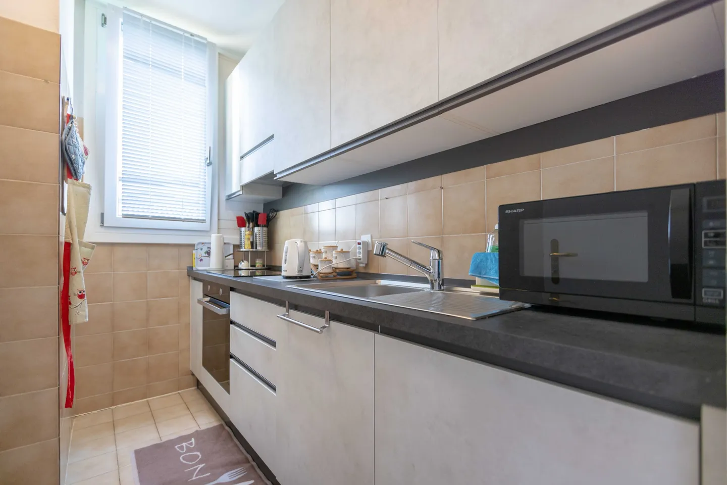 AMPIO 3.5 LOCALI CON TERRAZZA IN ZONA SERVITA A PREGASSONA - Foto 5 von 9