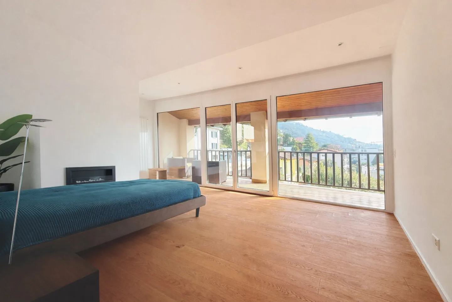 AMPIA CASA STORICA RISTRUTTURATA A NUOVO A PREGASSONA ALTA - Photo 9 of 11