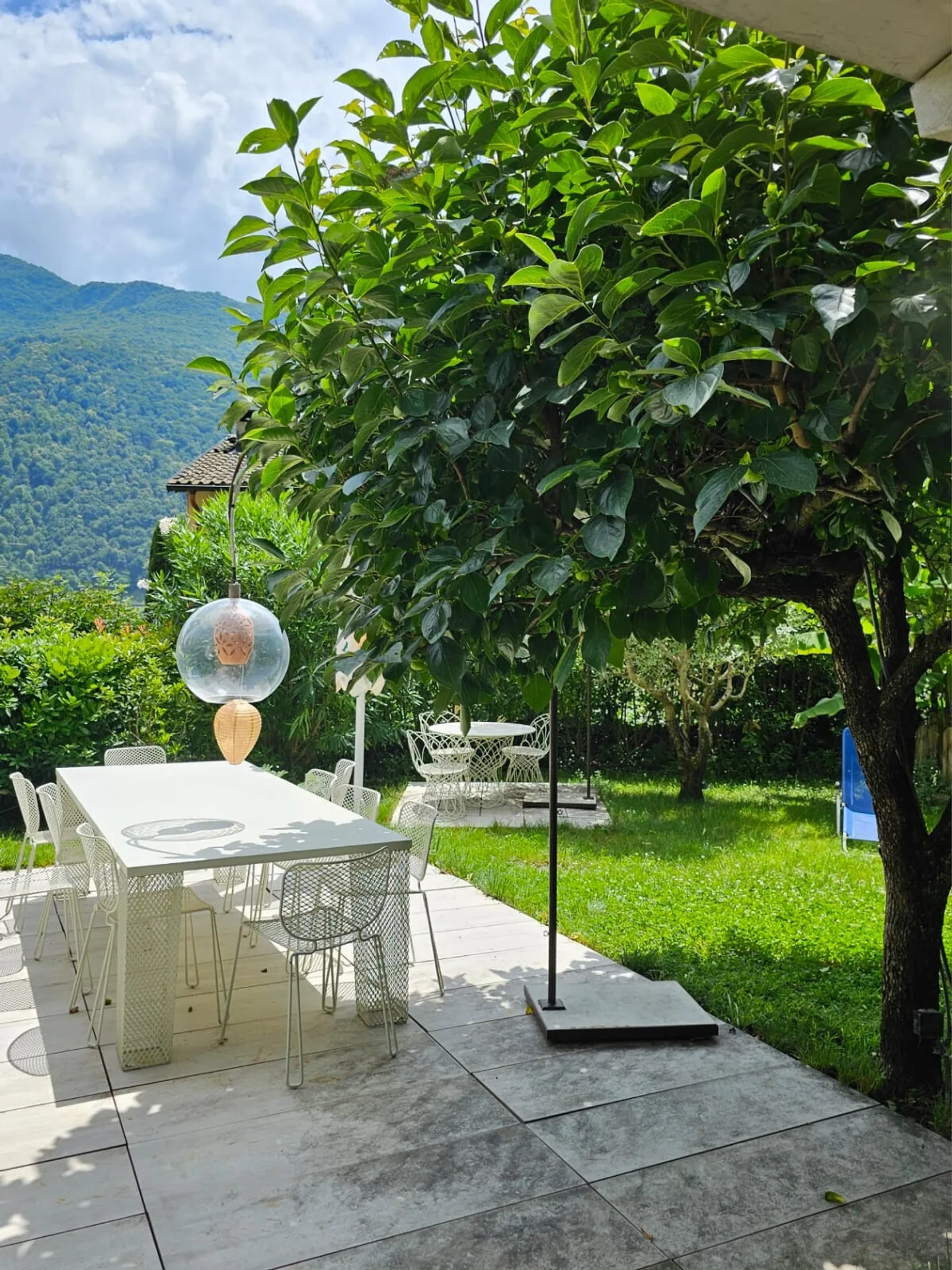 AFFITTASI GRAZIOSI MONOLOCALI IN PALAZZO STORICO A MORCOTE - Photo 9 sur 9