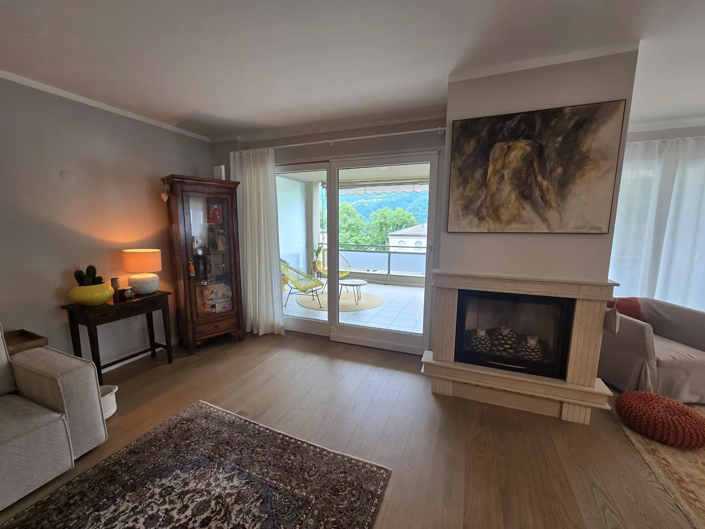 MERVEILLEUX ET MODERNE 3.5 PIÈCES AVEC BELLE TERRASSE À VEZIA - Photo 3 sur 9