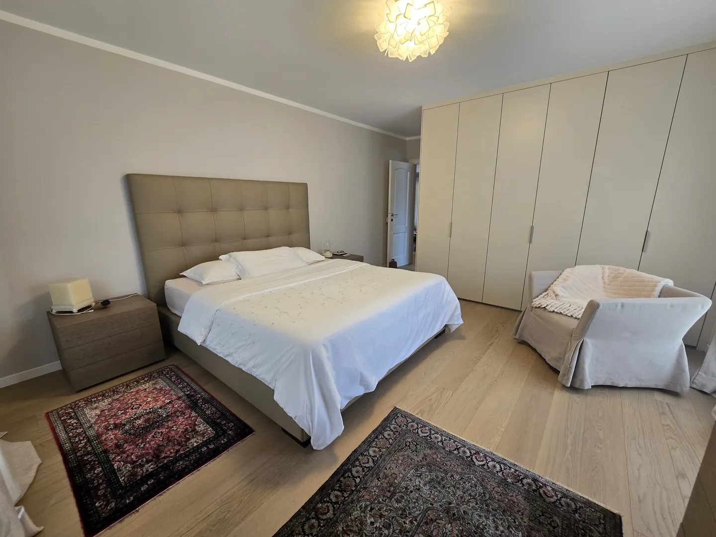 MERVEILLEUX ET MODERNE 3.5 PIÈCES AVEC BELLE TERRASSE À VEZIA - Photo 8 sur 9