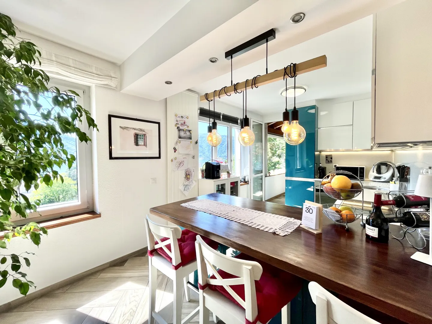 Charming Semi-Detached House 6.5 Rooms with Lake View in Maroggia - Photo 1 of 9