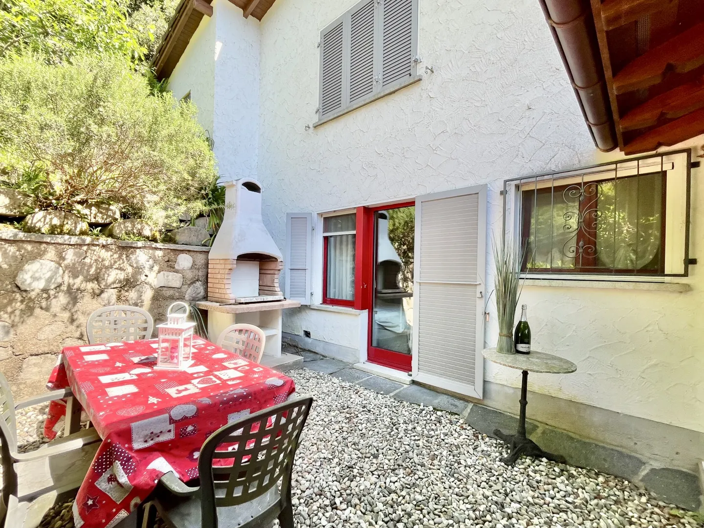 Charming Semi-Detached House 6.5 Rooms with Lake View in Maroggia - Photo 9 of 9